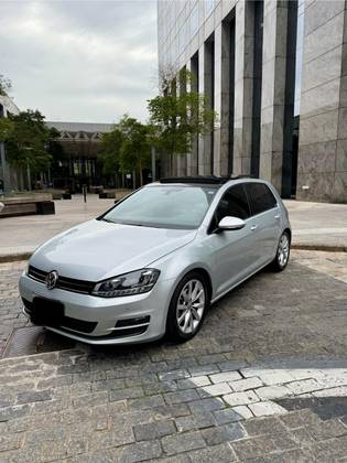 VOLKSWAGEN GOLF 1.4 TSI COMFORTLINE 16V GASOLINA 4P AUTOMÁTICO